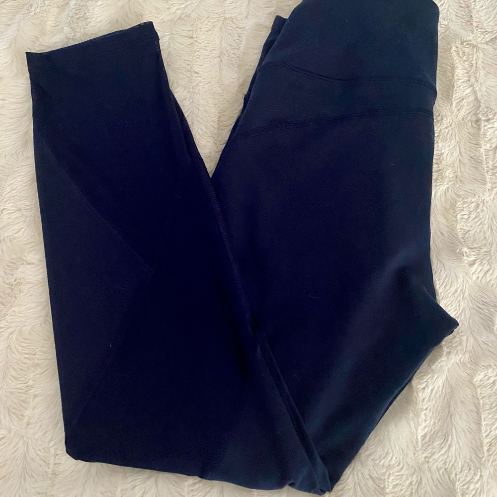 Old Navy - High-Waisted PowerSoft Mesh-Paneled 7/8-Length Compression Leggings